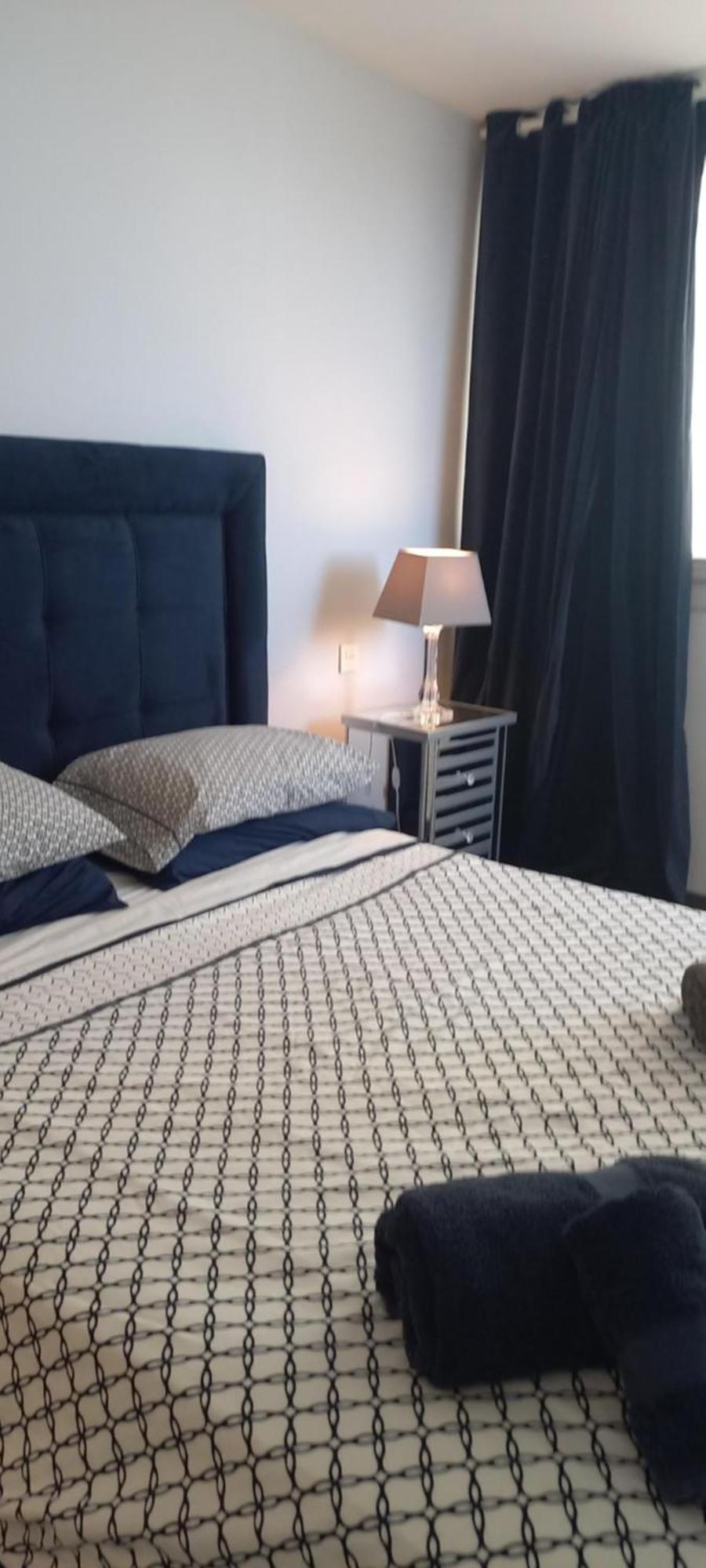 Apartment 3 Bedroom Frontline Beach, Centre Marbella