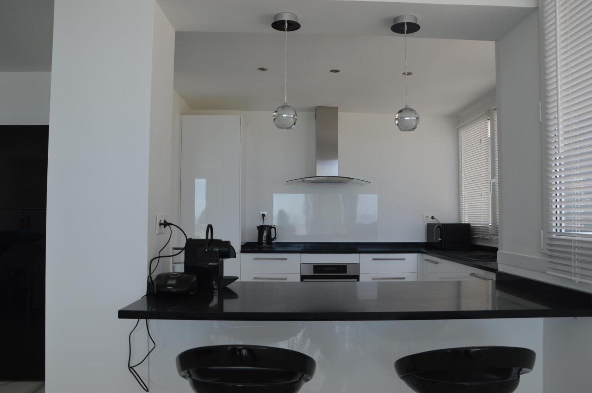 3 Bedroom Frontline Beach, Centre