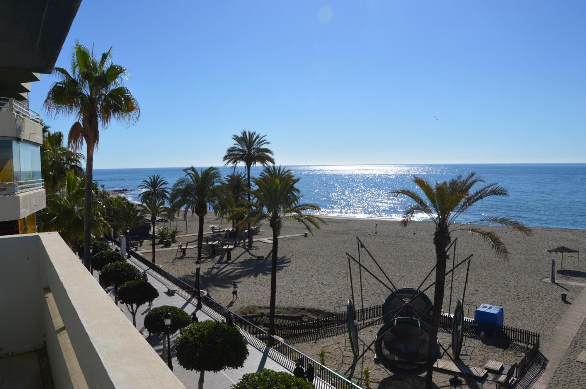 3 Bedroom Frontline Beach, Centre Marbella